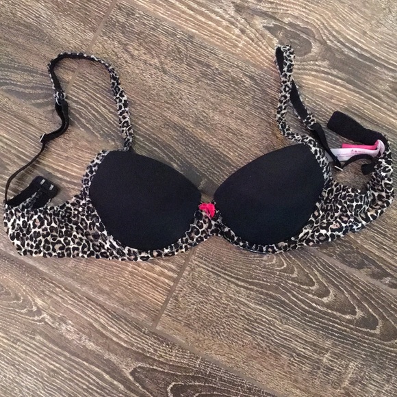 Other - Victoria Secret PINK push up bra!